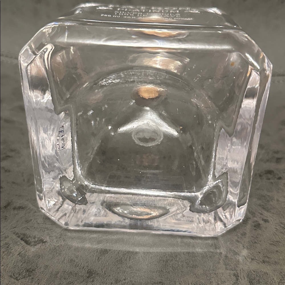 Gran Patron Platinum Glass Tequila Bottle With Silver Cork Stopper - Empty - Picture 5 of 5
